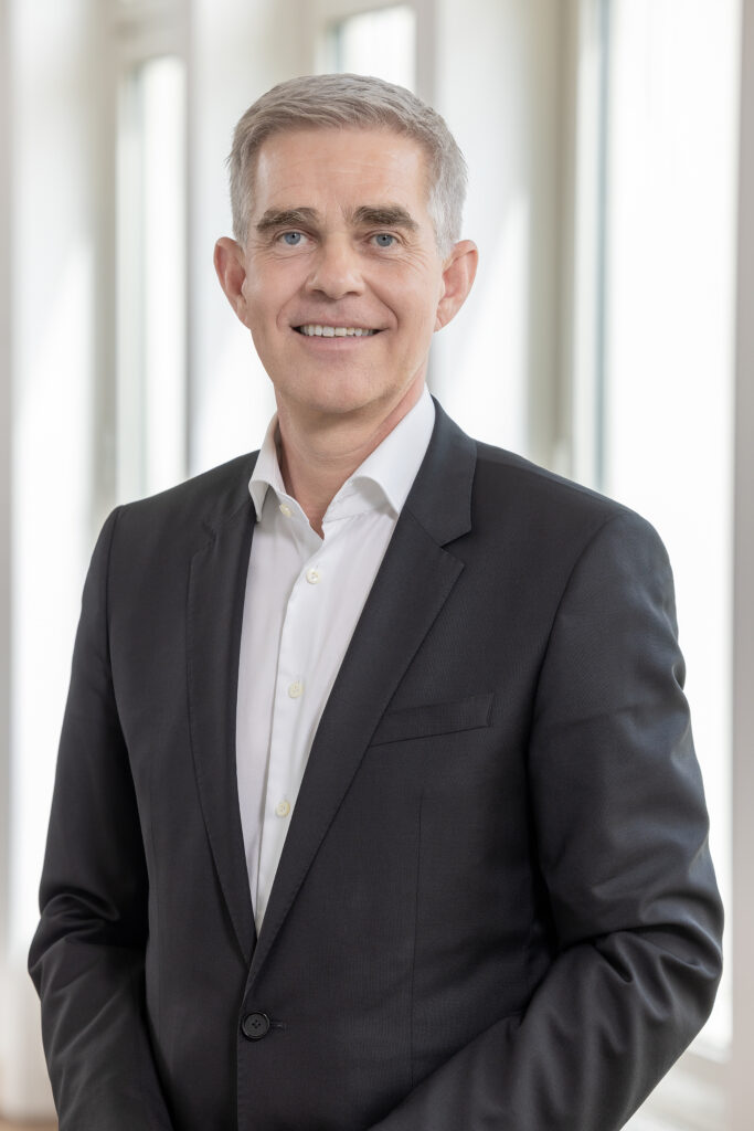 herr-hell-(1)- volksbank